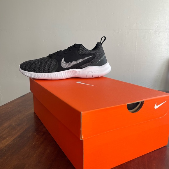 Nike woman Flex running shoes size: 8 in woman - Picture 2 of 9